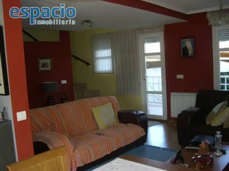 Adosado en Venta Almazcara Leon 3 Habitaciones Jardin Bodega