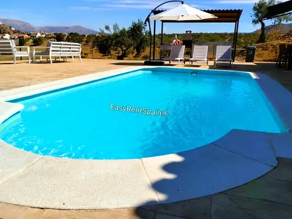Villa en Alora con Piscina - Vistas Panorámicas - Cerca Caminito del Rey