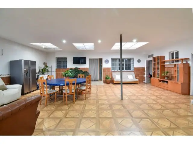 Finca Rústica con Vivienda Amplia en Padul