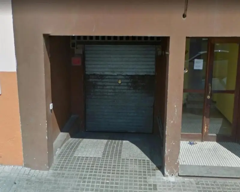 Garaje en Banyoles Barcelona