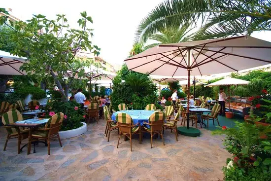 Villa de Lujo 3 Dormitorios Els Poblets Cerca Denia