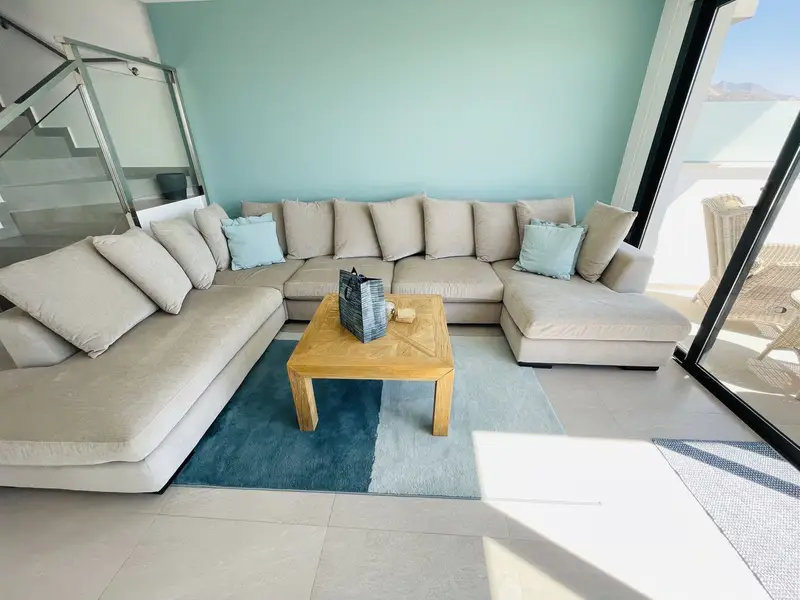 Casa-Villa de 4 Dormitorios alquiler Fuengirola, España