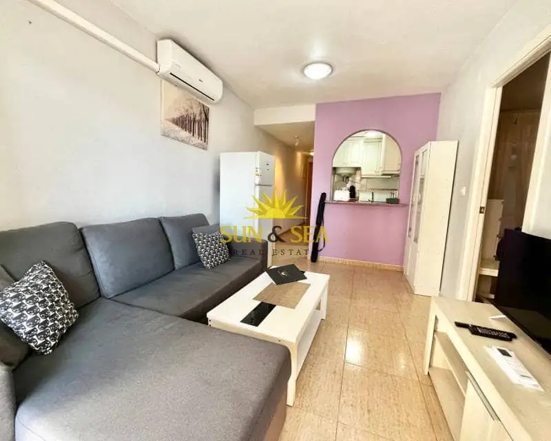 Apartamento en Alquiler Torrevieja Cerca del Parque del Molino