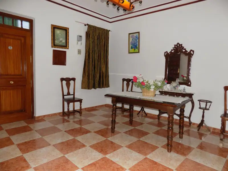 Casa-Villa de 5 Dormitorios en venta Guaró, España