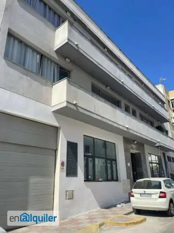 Dúplex Moderno en Tomares 3 Dormitorios 2 Baños Garaje