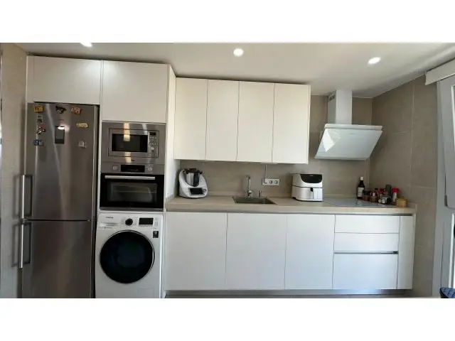 Piso en venta 3 dormitorios 2 baños garaje terraza vistas al mar