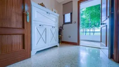 Dúplex en Venta en El Carambolo Sevilla 4 Dormitorios 2 Baños