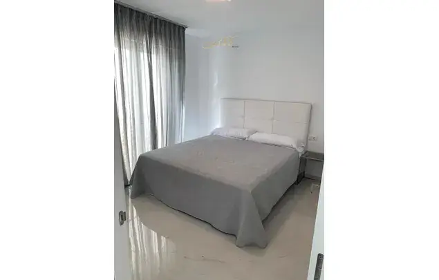 Apartamento en Puerto Banús 3 Dormitorios 190m2