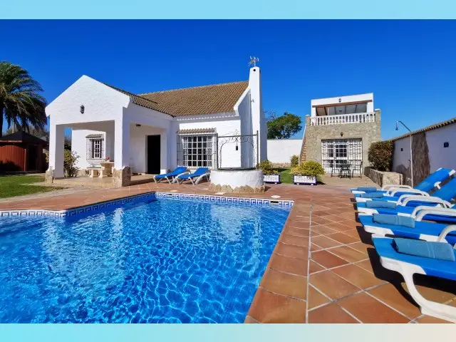 Chalet con Piscina y Sauna en Andalucia Ideal Familias