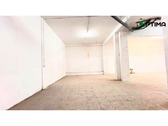 Bajo Comercial 1010m2 Salgueiriños Santiago