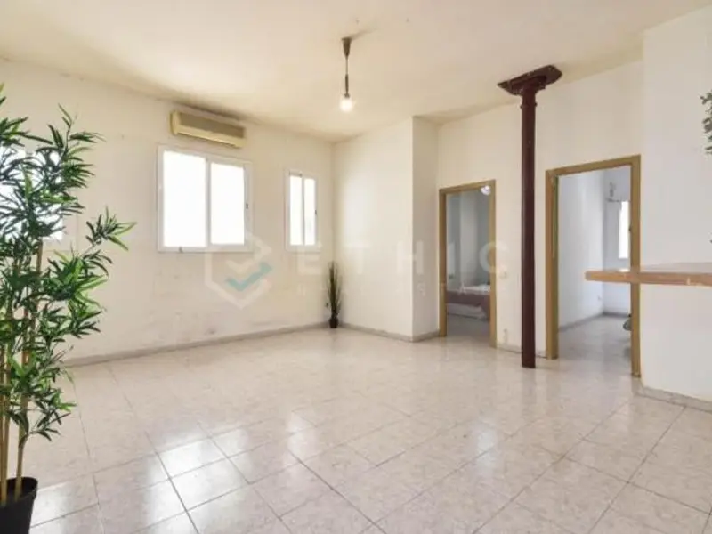 venta Piso en El Barri Gotic, Ciutat Vella (44235109743.100500)- Globaliza