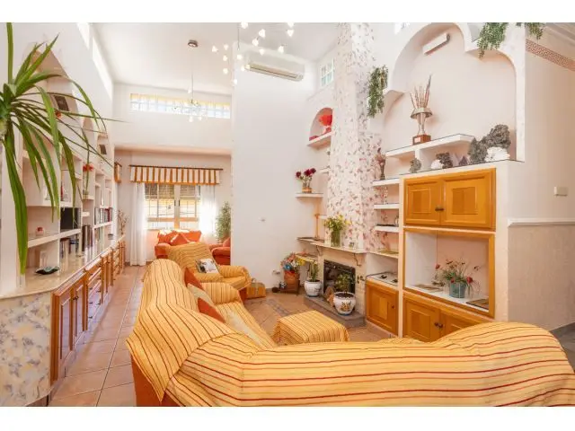 Chalet en Venta en La Union Murcia Gran Oportunidad