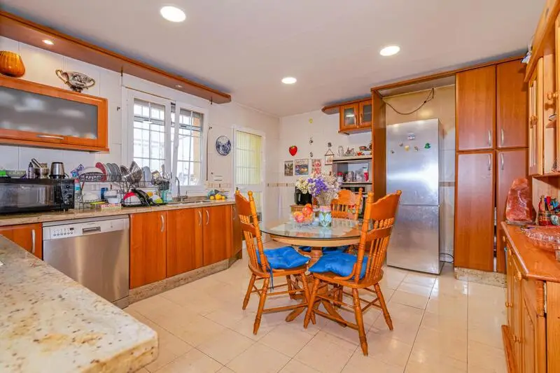 Casa 5 Cuartos Ogíjares Gran Jardín Aire Acondicionado