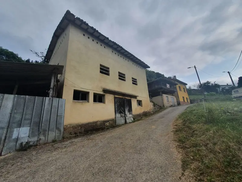 Venta Casa 4 Habitaciones Candamo Horreo