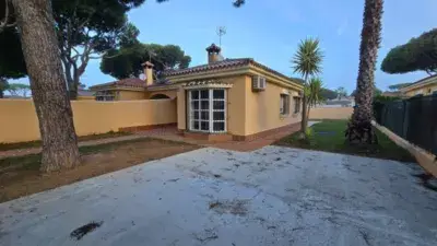 Chalet en venta en La Barrosa