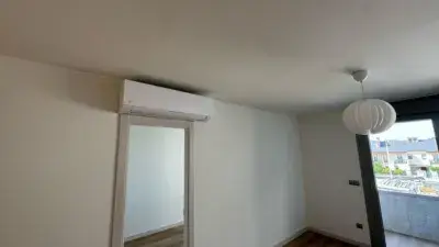 Alquiler Piso Semi-amueblado Rosaleda-Cubicos 2 Dormitorios Terraza