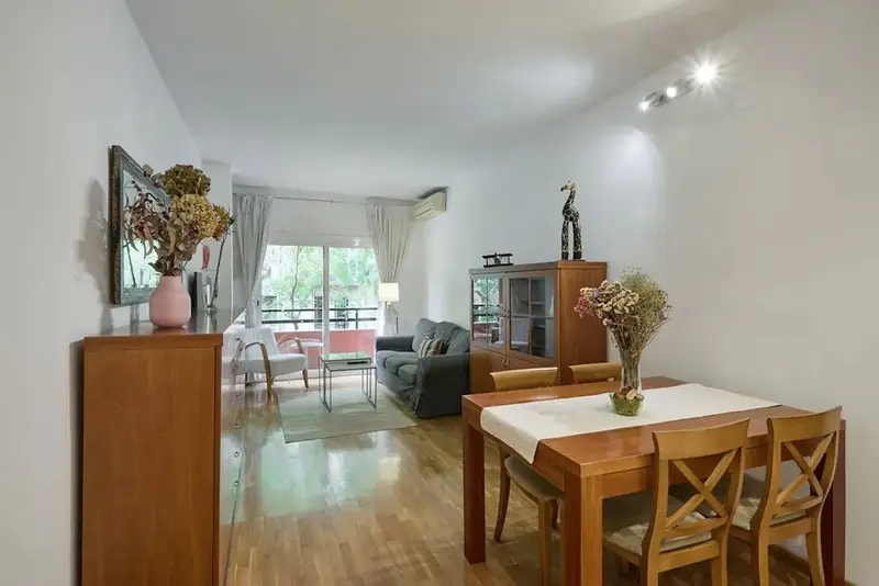 Apartamento 3 Dormitorios Barcelona Carrer Valencia