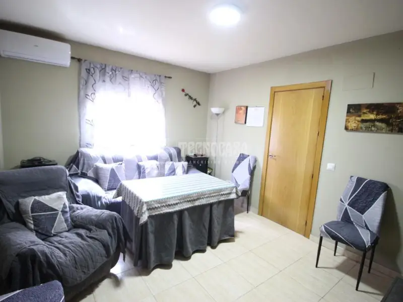 Piso en Venta Las Gabias: 46m² con Garaje y Trastero