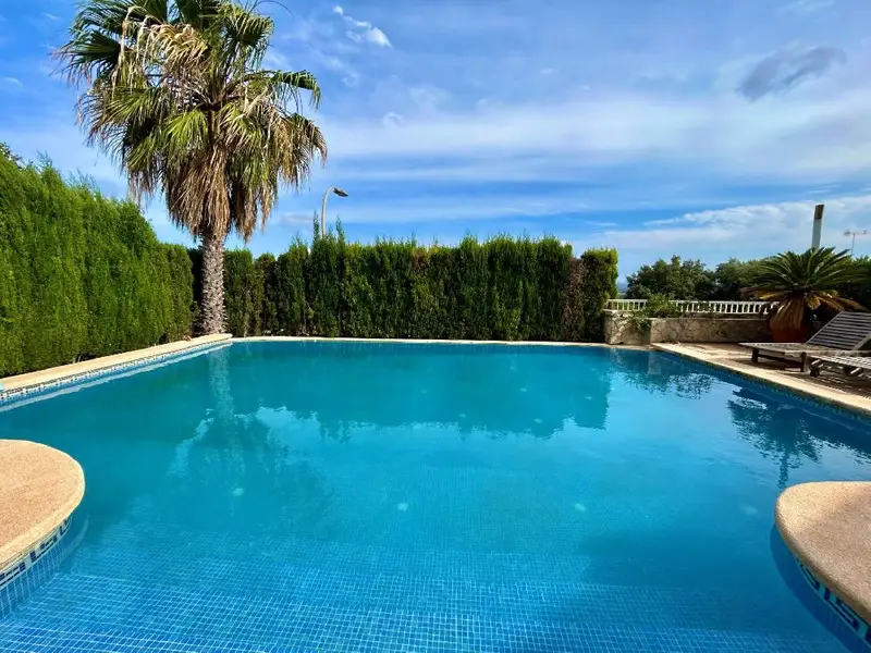 Chalet en Venta en Inca con Piscina y Jardin