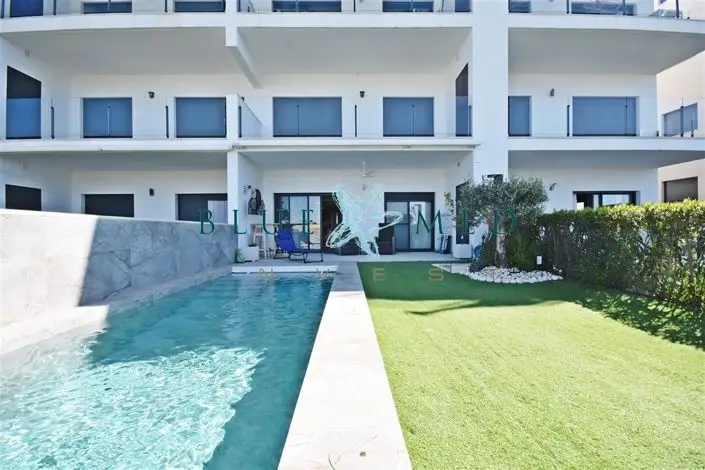 Apartamento en Venta Condado de Alhama 2 Dormitorios