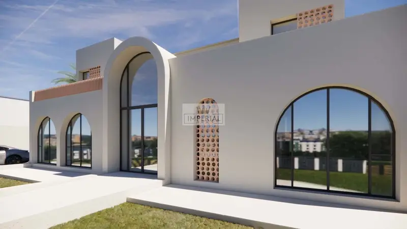 Casa de Lujo en Empuriabrava 5 Dormitorios y Piscina