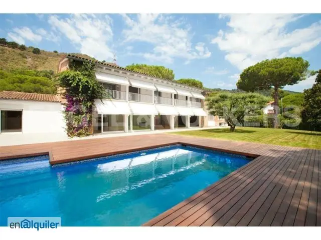 Casa de Lujo en Pedralbes con Piscina y Terraza
