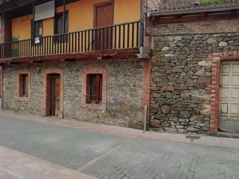 venta Local Comercial en Mieres, Asturias (ZZN-11624-GRC)- Globaliza