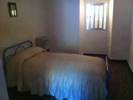 Casa de Pueblo de 5 Dormitorios en Venta
