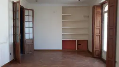 Piso en venta 5 dormitorios 2 baños terraza trastero reforma
