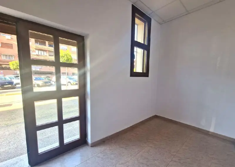 Venta Local Comercial Plasencia Plaza Mayor 138m2 Sala Insonorizada