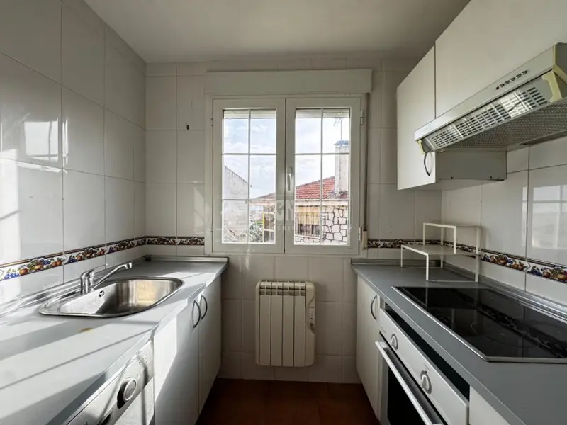 Piso en Venta en El Vellon 60m2 2 Dormitorios Garaje Trastero