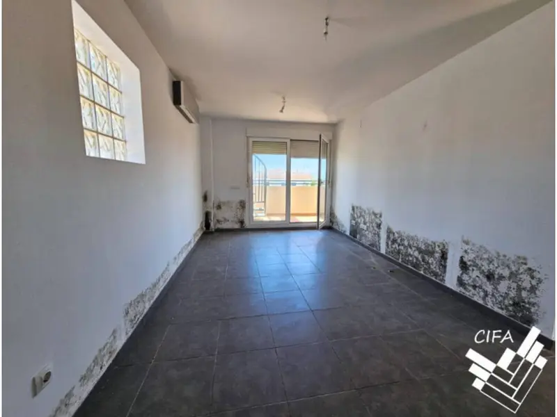 Apartamento en Venta con Terraza y Solarium Privado en Alcalá de Xivert