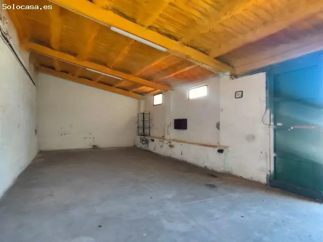 Local en Alquiler Manresa Ideal Almacen Trastero 45m2