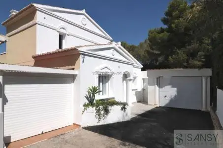 Casa Chalet en Venta Calpe Alicante 3 Dormitorios 2 Baños