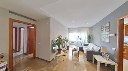 Apartamento en venta Badalona 4 habitaciones 2 baños Alquilado