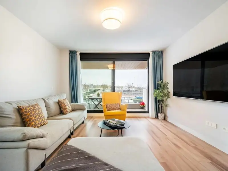 Apartamento en alquiler Madrid 2 dormitorios 1 ba
								
