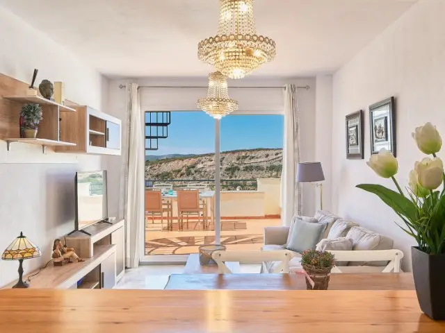 Atico 3 Dormitorios Terraza Panoramica Casares