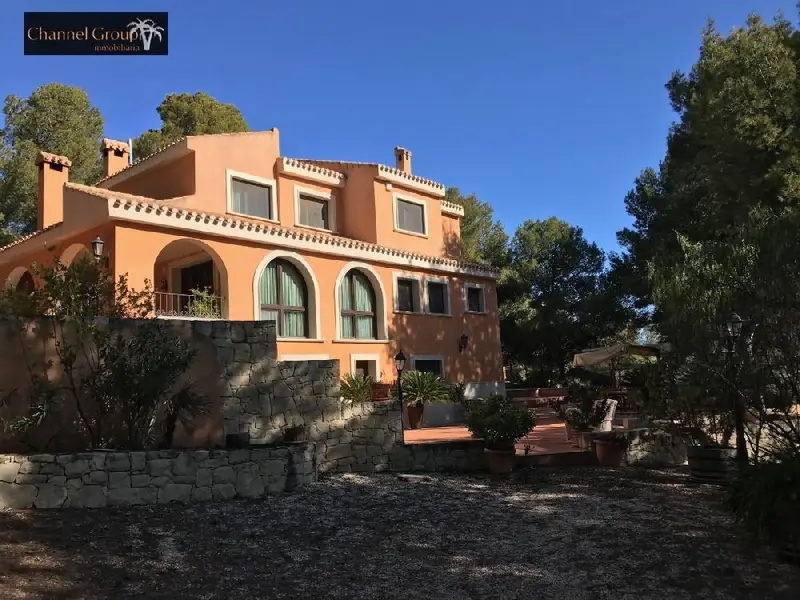 Venta Chalet con trastero en Monovar - Ref: 08512