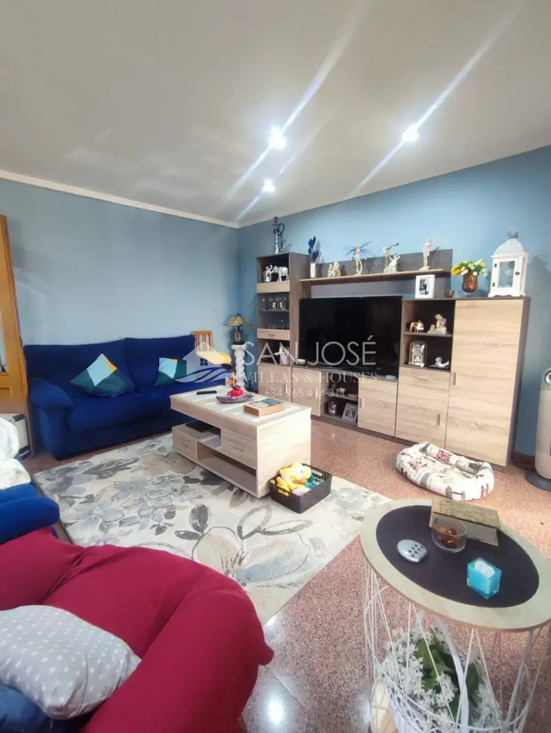 Venta Piso con Terraza en Avenida Novelda
