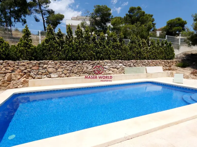 Chalet en Isla Plana con Vistas al Mar y Piscina