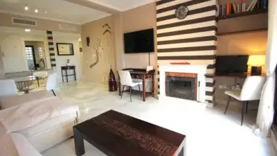 Apartamento en Alquiler en El Paraiso Atalaya Benamara Cerca de la Playa