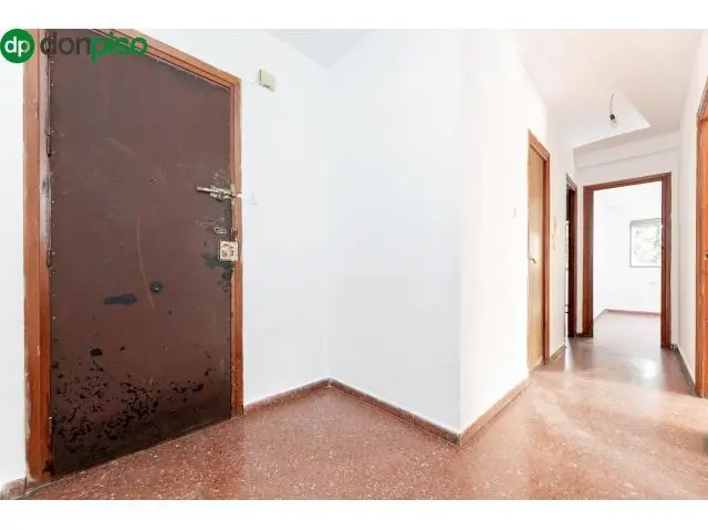Piso para reformar 87m2 Calle Luz Casanova