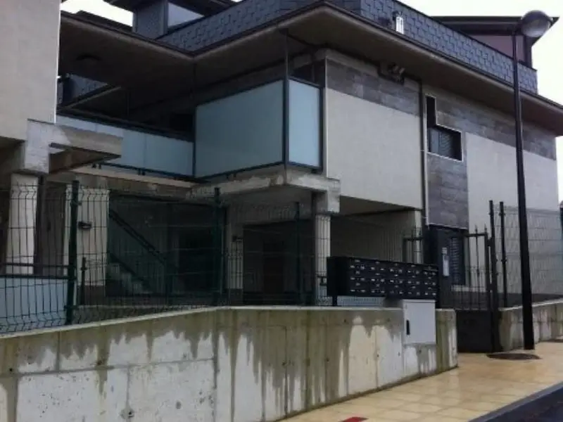 venta Piso en Torrelavega, Cantabria (DEE-6902/3481)- Globaliza