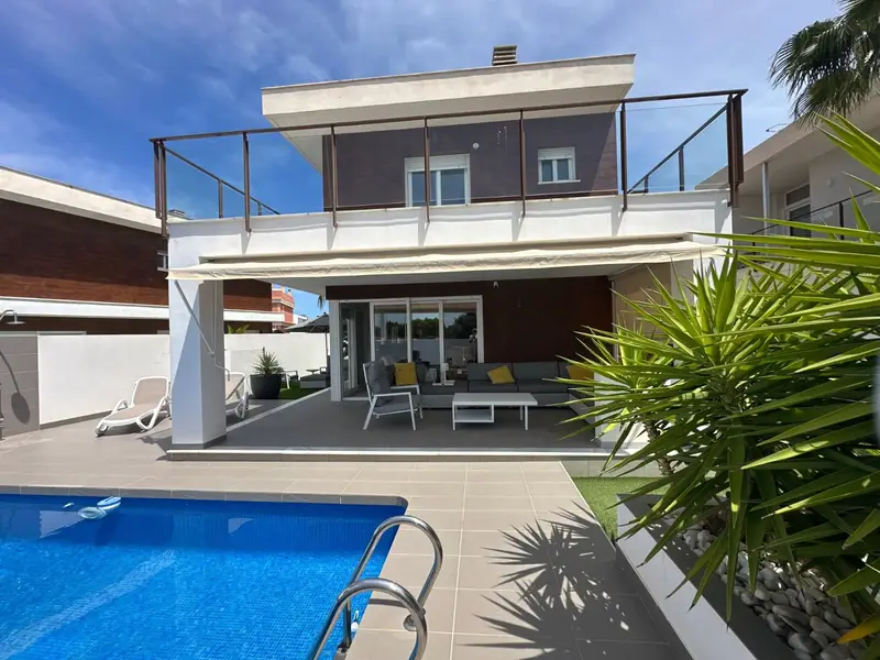 Casa Villa 3 Dormitorios Gran Alicante
