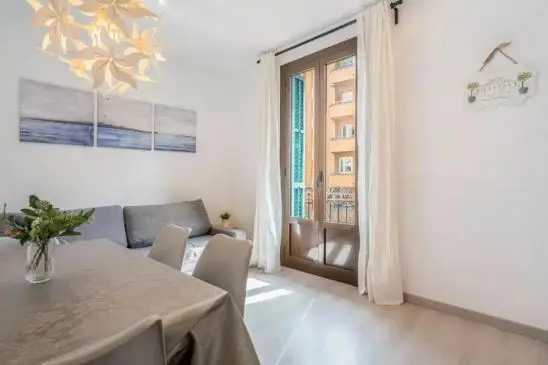 Piso Sagrada Familia Licencia Turistica Alta Rentabilidad