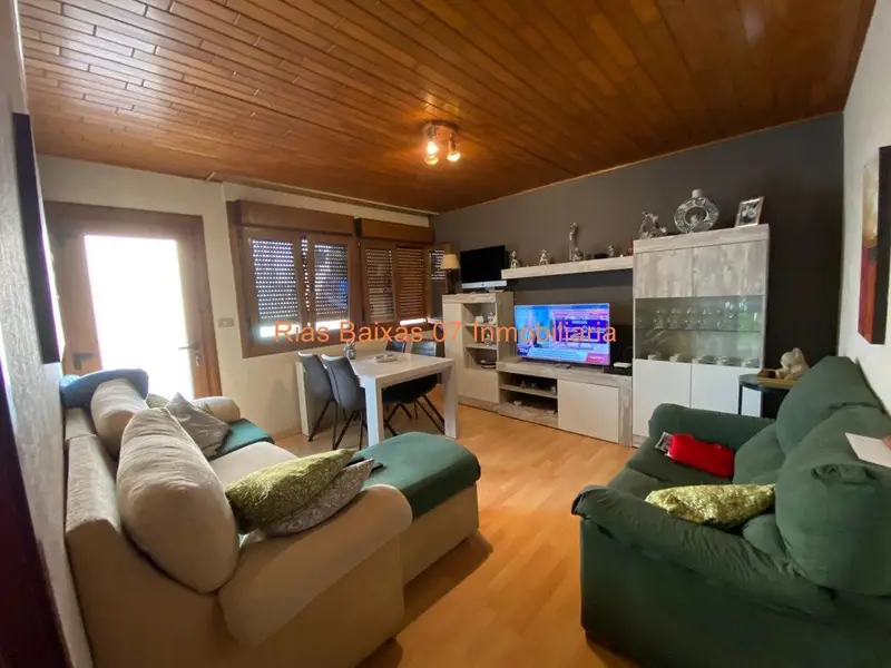 Venta Casa con calefacción en Ramon Nieto Vigo Ref 5014