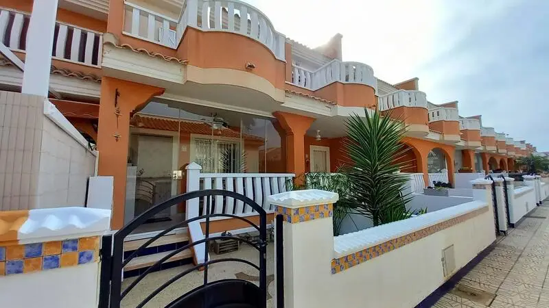 Adosado en Venta Rojales 2 Dormitorios 2 Piscinas