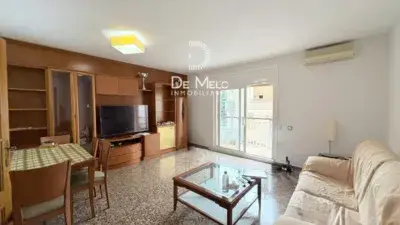 Alquiler piso estudiantes Collblanc Torrasa 4 habitaciones 127m2
