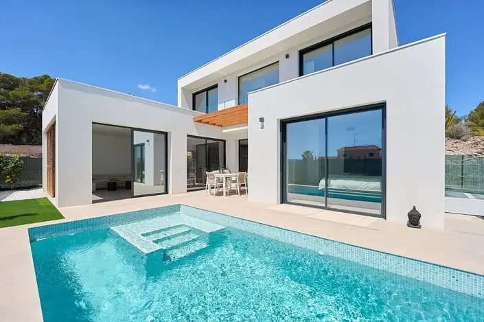 Villa en Venta Alfaz del Pi 3 Dormitorios Piscina Privada