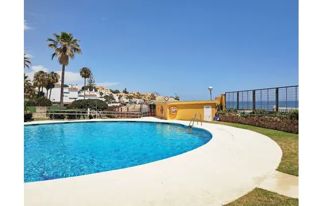 Apartamento 2 Dormitorios 49m2 Calahonda Playa